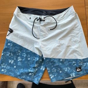 Quiksilver Board Short